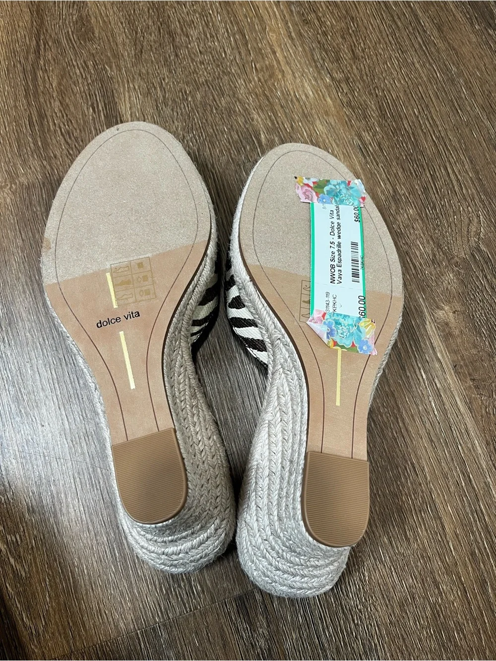 NWOB Dolce Vita Vaya Espadrille Wedge Sandals Size 7.5